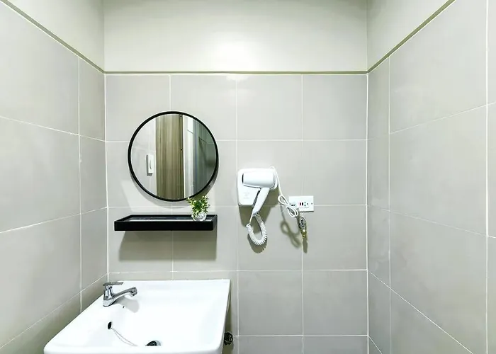 Citispace 1br Condotel At Fame Residences #fm24a Manila